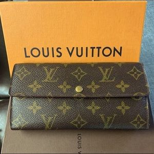 ❤️ Louis Vuitton POCHETTE PORTE-MONNAIE WA…